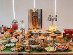 Pengalaman Buka Puasa Berbeda di Ketinggian Lantai 18, Hanya di Harper Premier Nagoya Batam
