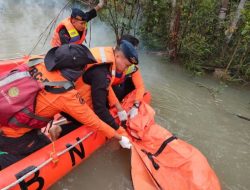 Korban Terakhir Truk Terjun ke Sungai Segati Ditemukan, Total 15 Orang Tewas
