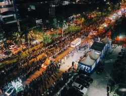 Pawai Takbir di Batam, Menteri Transmigrasi Kagum dengan Antusias Masyarakat