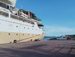 KM Bukit Raya Angkut 1.483 Penumpang dari Pelabuhan Kijang Bintan
