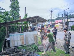 Ciptakan Lingkungan Indah, Satpol PP Purwakarta Tertibkan Bangunan Liar