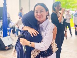 Wujud Kepedulian Amsakar-Li Claudia, 1.245 Lansia Terima Insentif Sebesar Rp 300 ribu