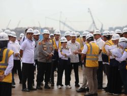 4 STS Crane Baru Tingkatkan Kapasitas Pelabuhan ke 900.000 TEUs