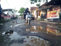 Ketua Pospera Purwakarta Soroti Adanya Jalan Rusak dan Berlubang di Nagri Kidul