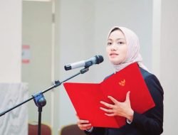 Dipenuhi Suasana Haru dan Bahagia, Annisa Serahkan SK CPNS dan Angkat PPPK 2024