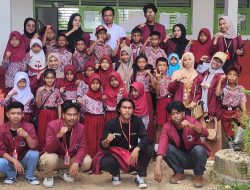 Mahasiswa USN Buteng Beri Pemahaman Komputer kepada Siswa SDN 2 Mastim