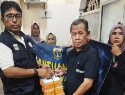 Sudinsos Jakarta Utara Salurkan Bantuan untuk Korban Kebakaran di Pademangan Barat