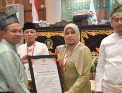 Gubernur Riau Anugerahkan Penghargaan kepada Tokoh Pejuang Bengkalis Syekh Muhammad Yusuf dan Arsyad