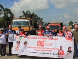 Dispora dan KONI Batam Bagikan 2.000 Bendera Merah Putih