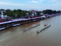 Festival Pacu Jalur Kuansing Cetak Rekor, 1,6 Juta Wisatawan Hadir