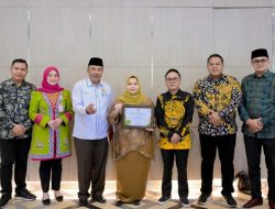 Bupati Bengkalis Kembali Raih BAZNAS Award 2025