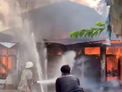 Empat Rumah dan Enam Motor Hangus Terbakar di Pekanbaru, Kerugian Capai Rp500 Juta