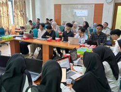 Mahasiswa UIN Suska Riau Dibekali Strategi Personal Branding dan CV Digital