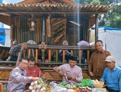 Kecamatan Tanah Kampung Persembahkan Rumah Lamo di Stand Galeri Pelangi