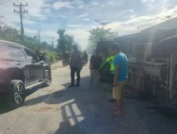 L300 Hantam Truk Boks di Pekanbaru, Dua Orang Terluka dan Satu Tewas
