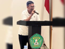 IKA Faperta Unmul dan HIMA Kaltim Aktif Salurkan Air Bersih untuk Korban Banjir Aceh Tamiang