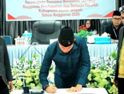 Paripurna Malam Minggu, DPRD dan Pemkab Buteng Sepakati Anggaran APBD 2026