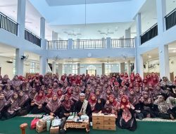 Majelis Taklim As Syifa Batam Bagikan Susu Gratis di Tiga Kecamatan