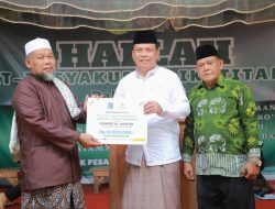 Wabup Tanjab Barat Hadiri Haflah At-Tasyakkur Lil Ikhtitam Wisuda Hafiz 30 Juz di Ponpes Al-Anwar