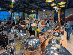 Kumandang Azan, Paket Berbuka Berkelas dan Aksi Berbagi YELLO Harbour Bay Batam