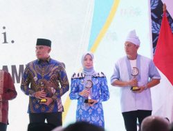 Bupati Serang Raih Penghargaan Golden Award PWI pada Acara HPN 2026
