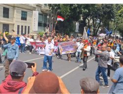 Ribuan Massa Demo Kantor Wali Kota Medan Tuntut Pencabutan SE yang Dinilai Meresahkan Pedagang Babi