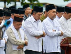 Pemprov Kepri Gelar Salat Istisqa di Pulau Penyengat, Harap Hujan Segera Turun
