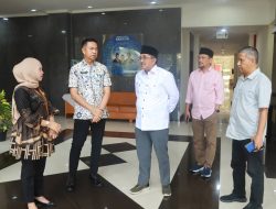 Bupati Tanjab Barat Pantau Asesmen JPT di Jatinangor, Pastikan Seleksi Bebas Intervensi