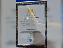 Koperasi Pegawai MAN IC Batam Raih Penghargaan Koperasi Sehat dari Dinas Koperasi dan Usaha Mikro Batam
