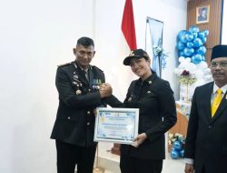 Hari Bhayangkara ke-80, Bupati Dharmasraya Raih Penghargaan dari Polres