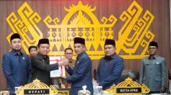 Bupati Pringsewu Serahkan Rancangan KUA-PPAS 2027 ke DPRD, Ini Fokus Pembangunannya