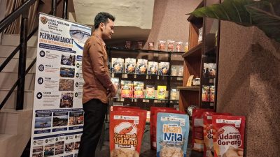 Paviliun Tapsel di PRSU Pamerkan Kain Tenun dan Batik