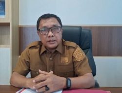 Kadisdik Tanjab Barat Minta Sekolah Sosialisasikan Seragam Gratis dan Larang Segala Bentuk Pungutan