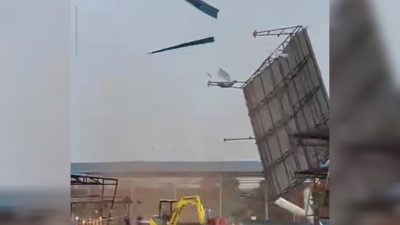 Angin Kencang Terjang Kawasan Industri PT VME Batam, Workshop Rusak Berat