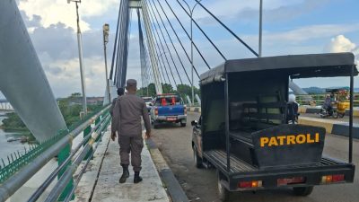 Patroli Gabungan Tertibkan Parkir di Jembatan Barelang