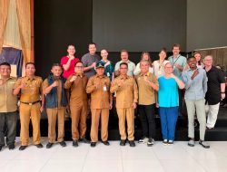 Global Eyeglass Ministry, GBI dan Pemkab Karimun Gelar Pemeriksaan Mata serta Bagikan Ribuan Kacamata Gratis